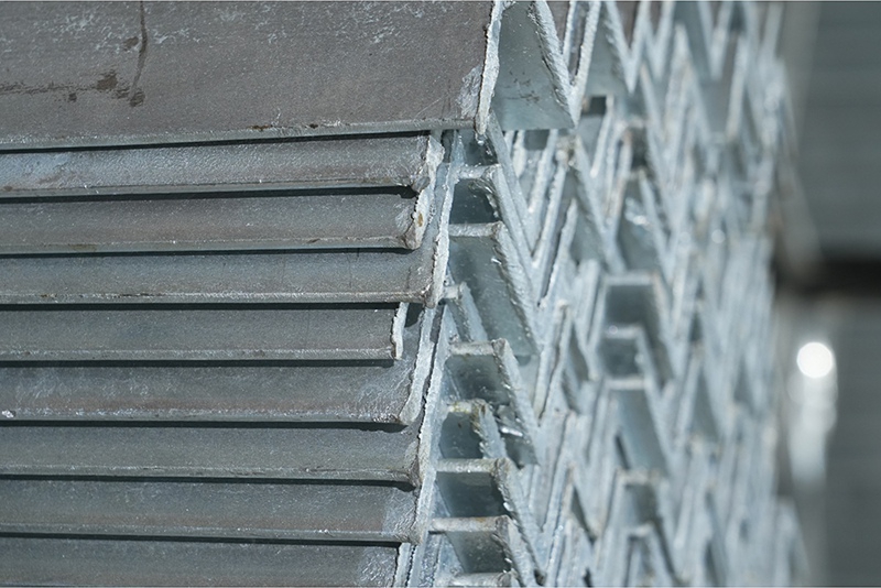 Pre Galvanized Angle Steel